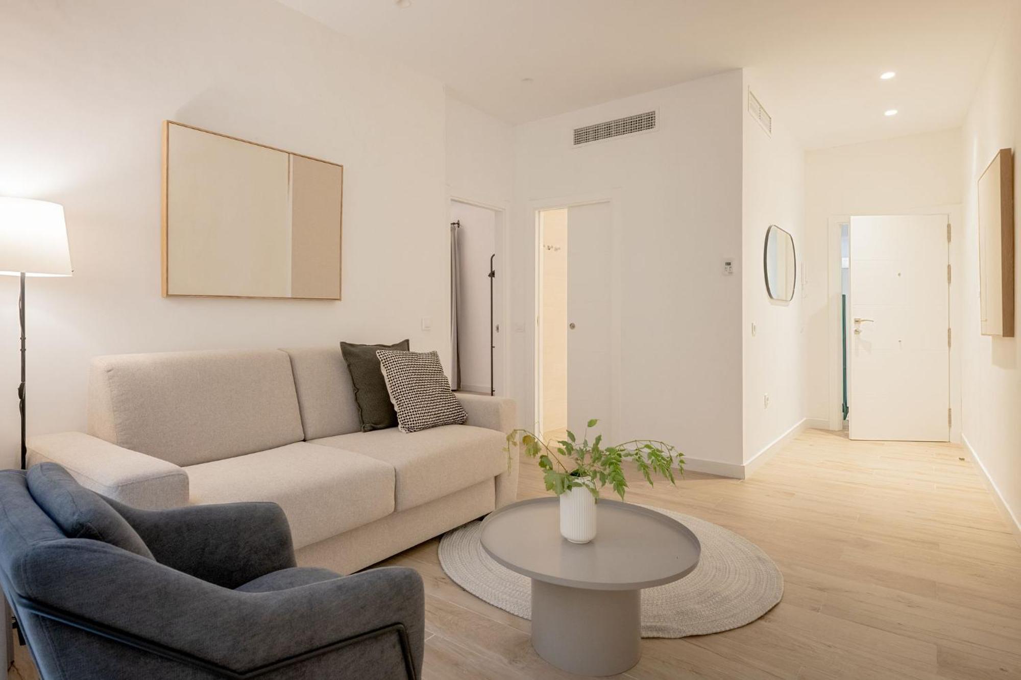 Santa Ana 18 Suite Apartments Seville Exterior photo